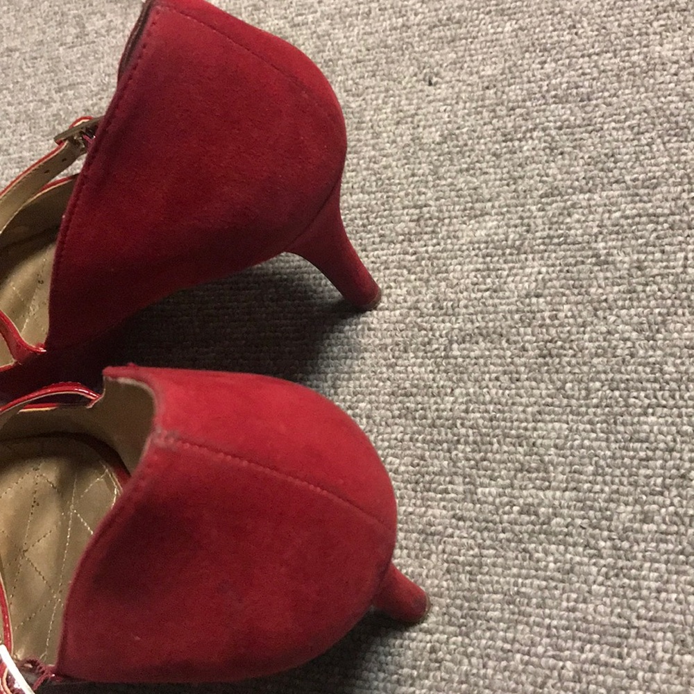 Red heels - Picture 6 of 8